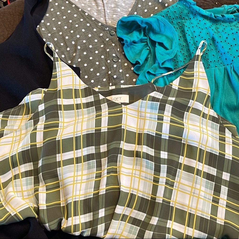 Loft outlet 4 blouses/tops